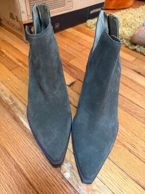 Vince Camuto olive green Suede Pointed Ankle Booties